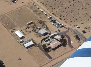 24045 Yucca Loma Rd, Apple Valley, CA 92307