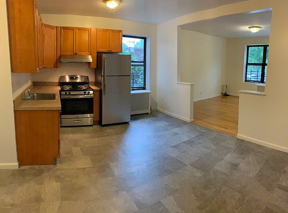 4th image of 15417 Cross Island Pkwy APT 1R