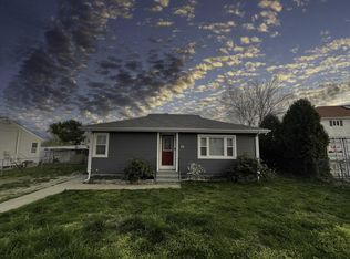 31 Stockton St, Fall River, MA 02721