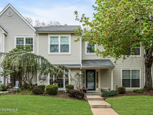 319 Balsam Court, Howell, NJ 07731