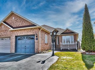 47 Jackson Ct W, Welland, ON L3C 7G2