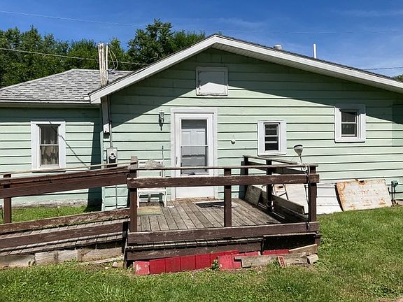 3rd image of 16508 E Cozart Ave