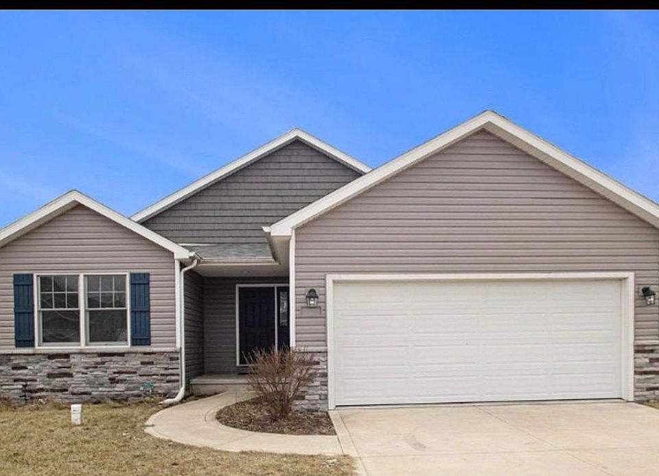 2nd image of 18306 Peregrine Dr