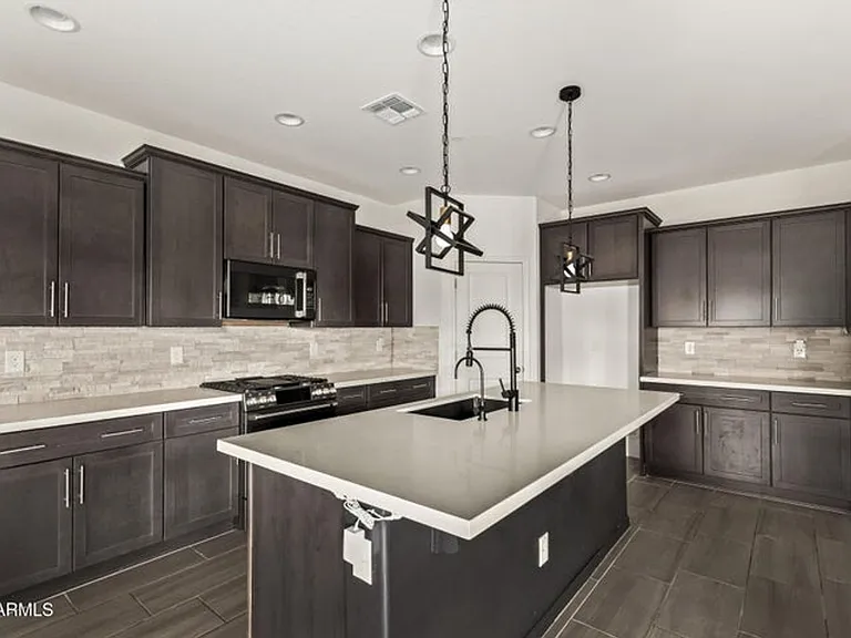 31894 N 124th Dr — Photo 13