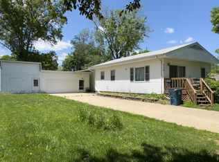 110 N Washington St, Hudson, IL
