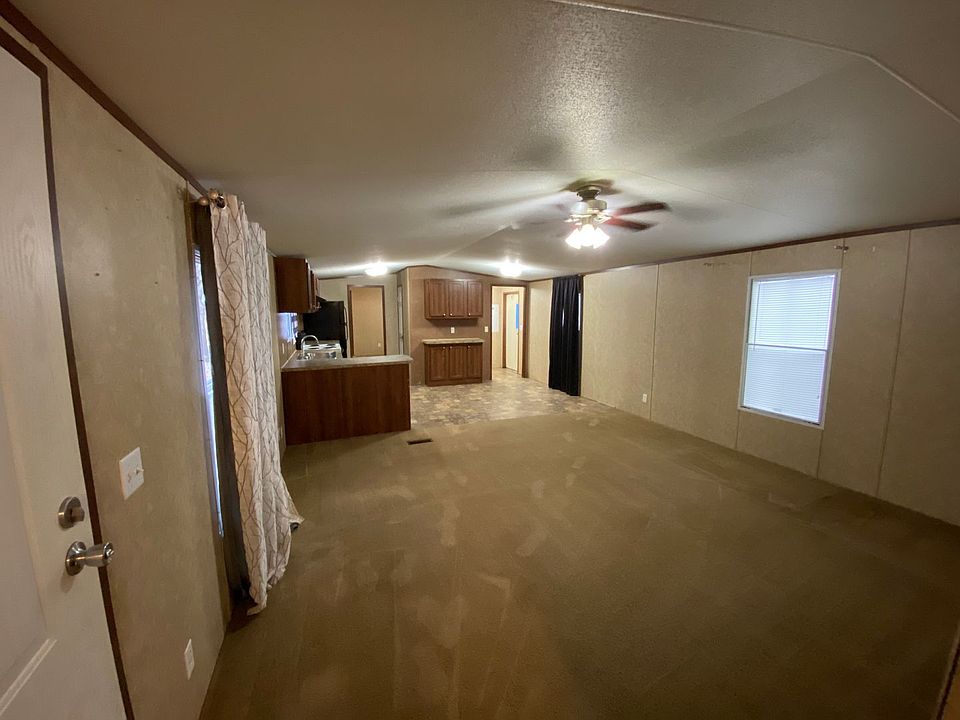 1st image of 92 Private Road 178