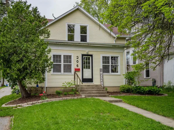 206 S Line St, Columbia City, IN 46725