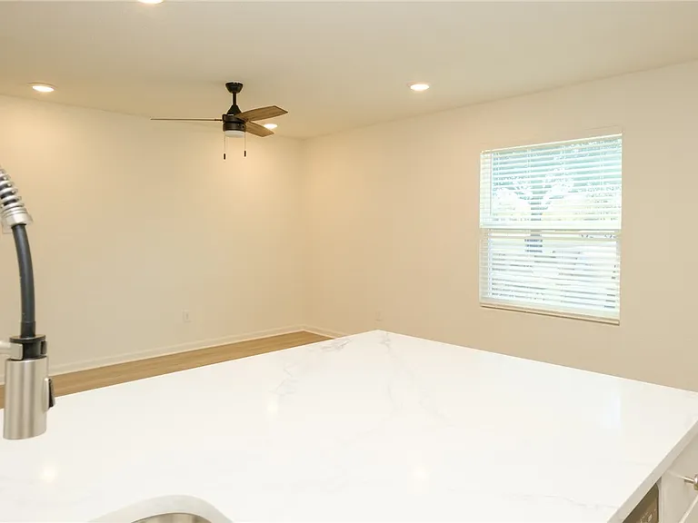 1500 Alpine Cir #A — Photo 8