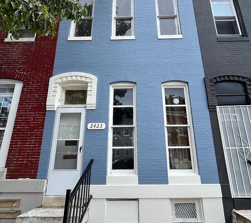 1st image of 2423 Brentwood Ave