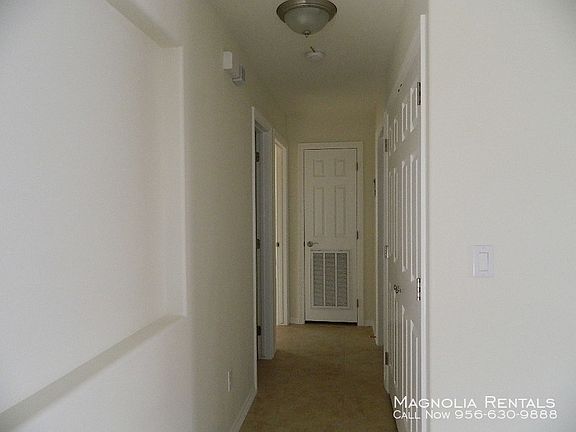 5th image of 3401 Aurora Ln APT B