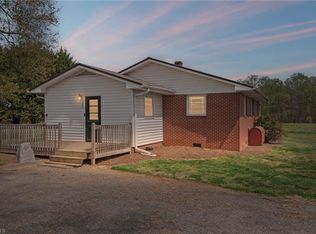 151 Goodall Ln, Dobson, NC 27017