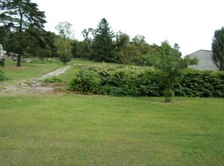 Foster Rd, N Versailles, PA 15137