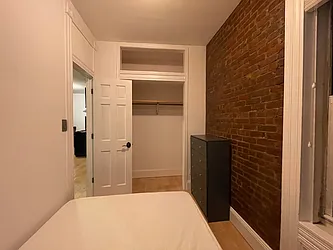 Rented by LJ Sloane Management