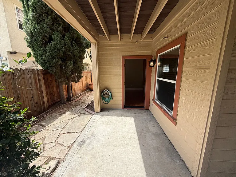 1324 Kondos Ave — Photo 22