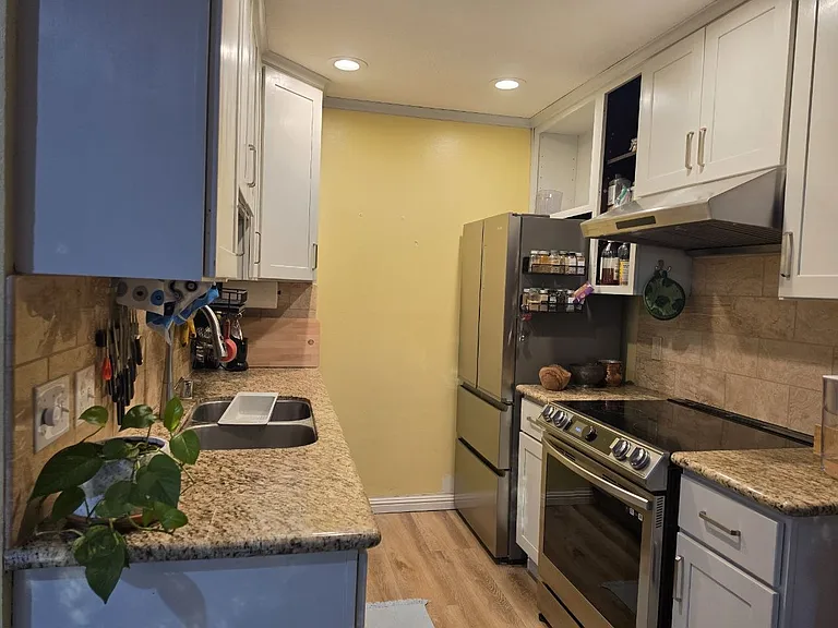 984 Kiely Blvd #D — Photo 3