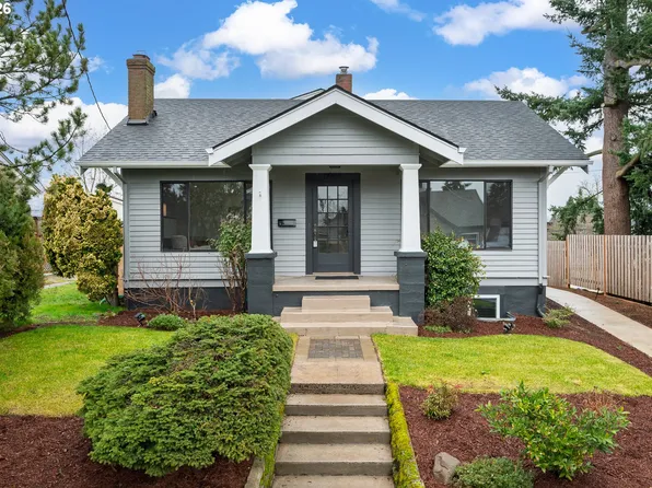 6959 NE Stanton St, Portland, OR 97213