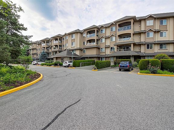 2nd image of 1960 Enterprise Way #201