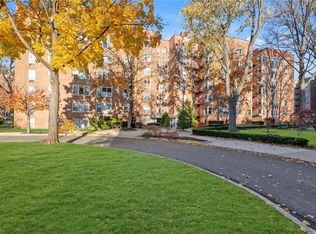 209-20 18th Ave APT 4H, Queens, NY 11360