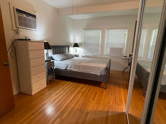 3rd image of 1630 25th St APT 2