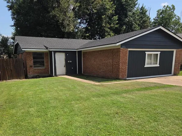2112 N Wilburn Ave, Bethany, OK 73008