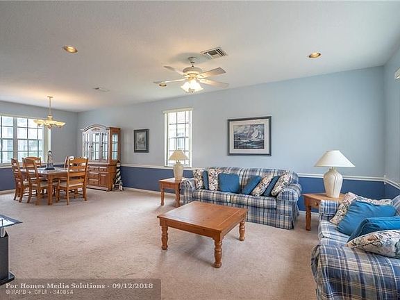 4th image of 552 Cascade Falls Dr