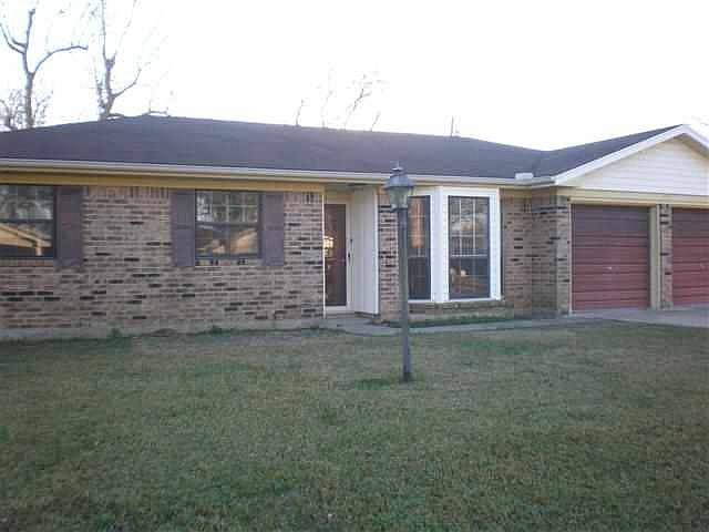 1st image of 411 Kirkwood Dr