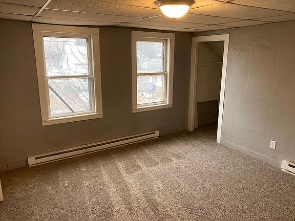 4th image of 716 Franklin St #716