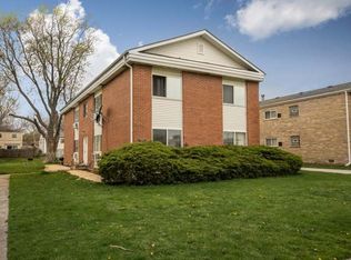440 N 3rd Ave #4, Des Plaines, IL 60016