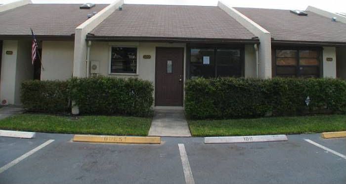 1st image of 612 NW 47th St