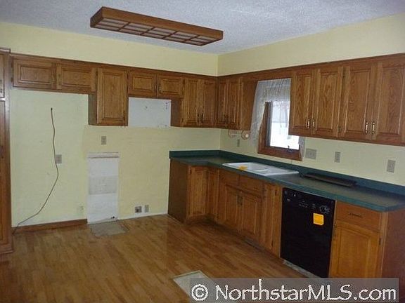 2nd image of 1200 107th Ln NE