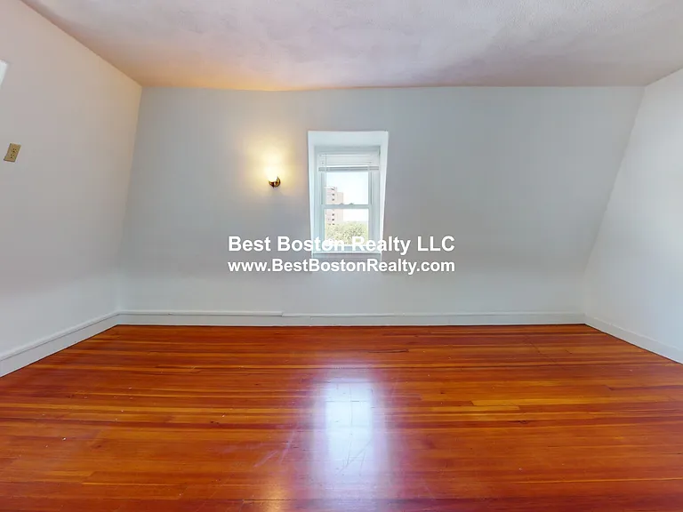 87 Boston St #2 — Photo 13