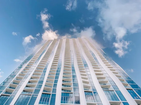 1000 Auahi St, Honolulu, HI