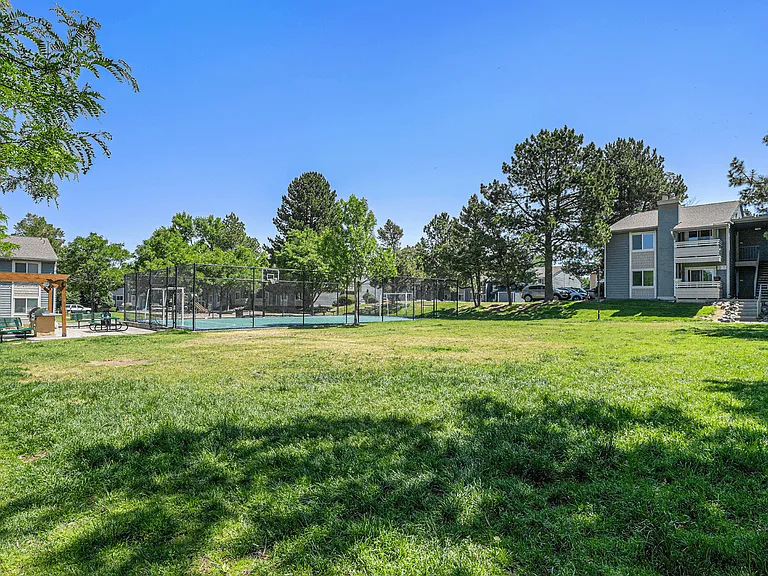 Avery Park — Photo 40