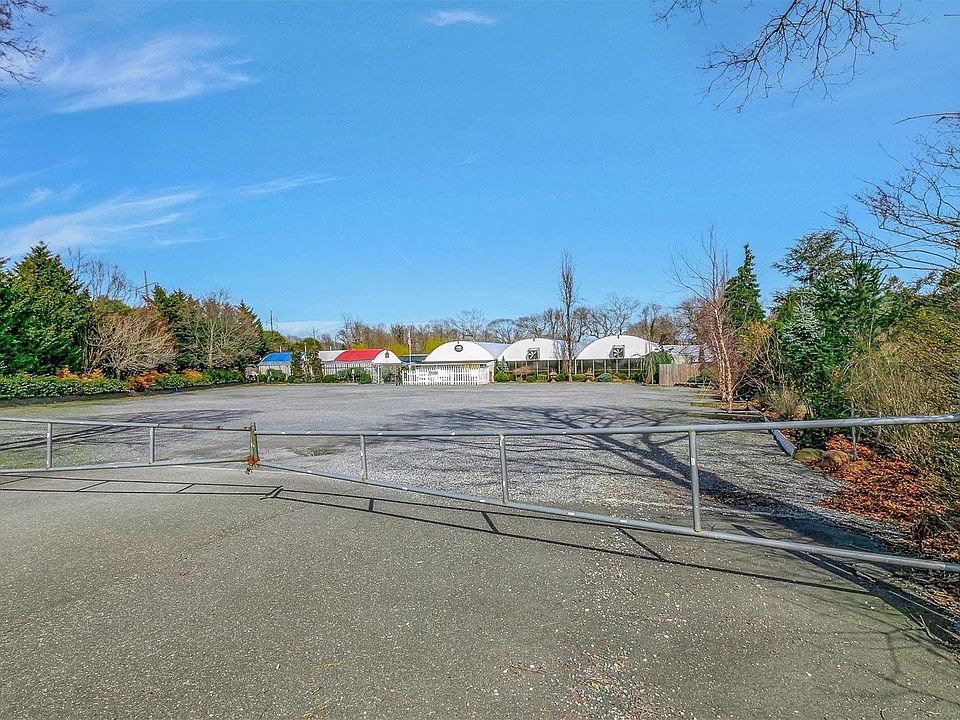 1st image of Gillette Avenue