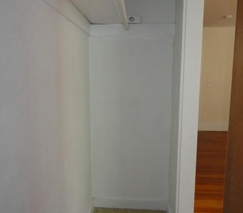 4th image of 193 Harris St Floor 1