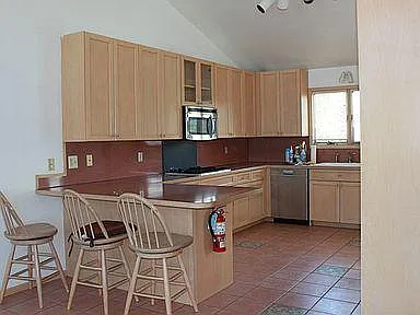 227 N Main St — Photo 7