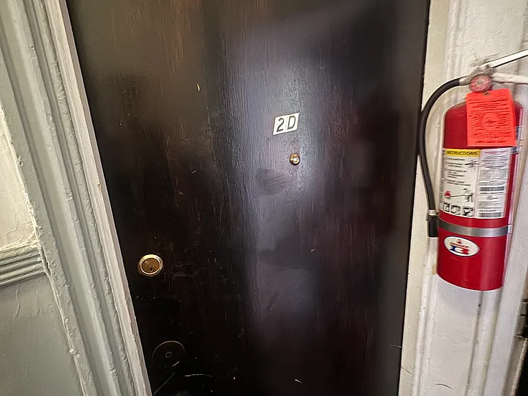 254 S 16th St #2D — Photo 1