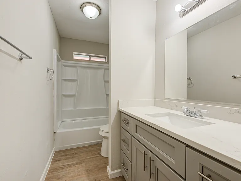 2035 Deerhurst Ln — Photo 15