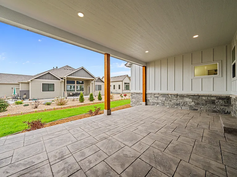 1277 Eliza Ave — Photo 32