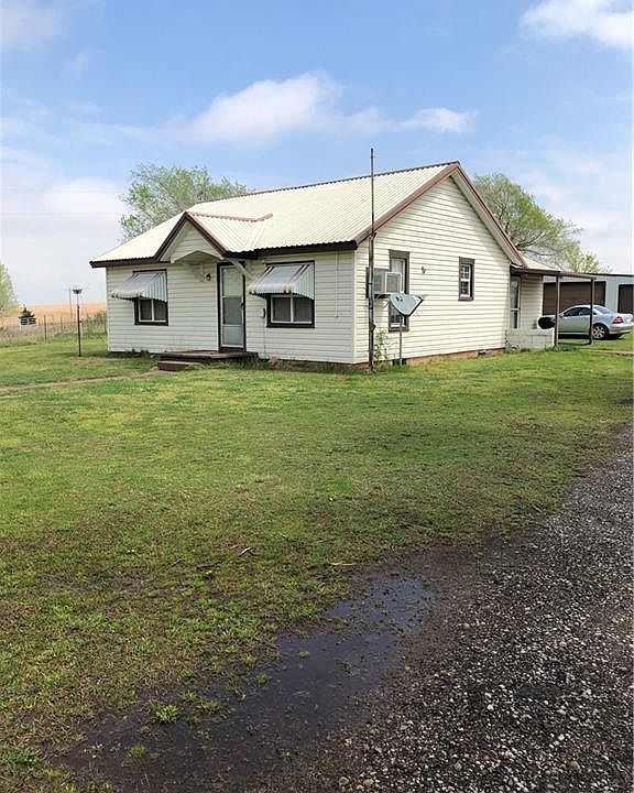 1st image of 3779 County Street 2920