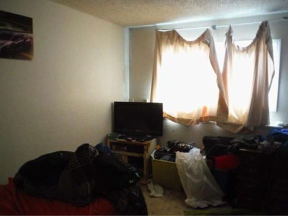 Bonus room used as gaming room, but can accommodate twin/ful