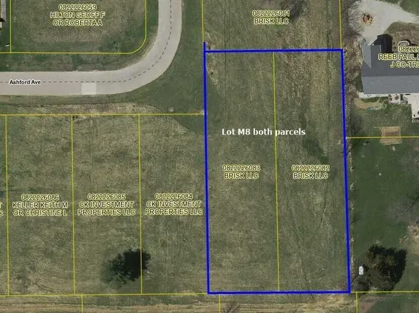 LOT M8 Whispering Pnes Lot M8, Muscatine, IA 52761