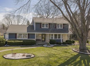 770 Linden LANE, Brookfield, WI