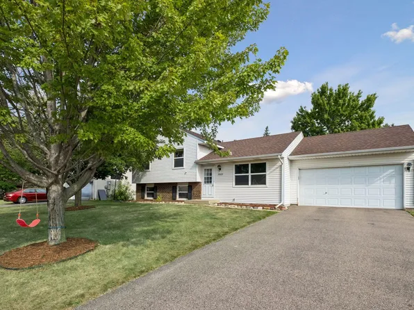 3583 155th St W, Rosemount, MN 55068