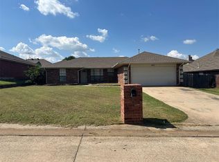 1917 Overland Trl, Choctaw, OK 73020