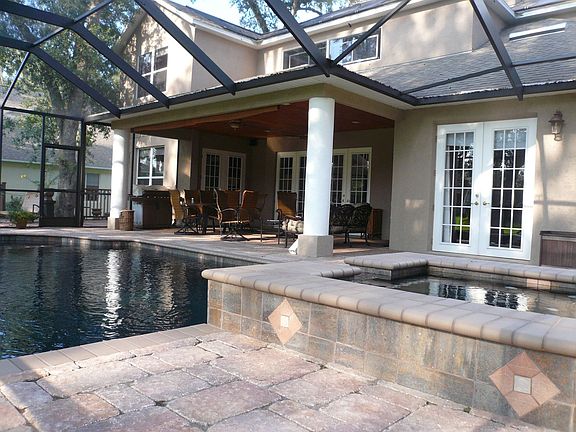 4th image of 922 Hickory Fork Dr
