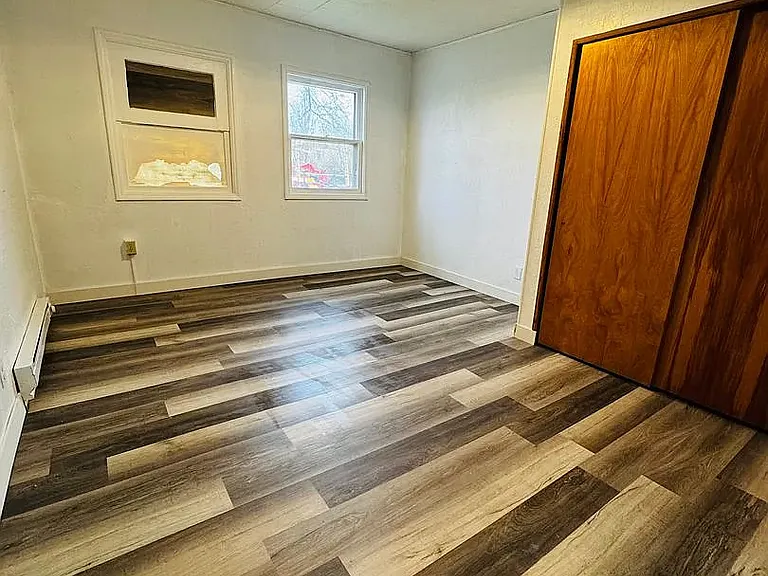 703 H Ave #1 — Photo 3