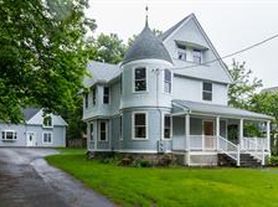 1099 Walnut St, Newton, MA