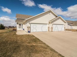 1614 12th Ave SE, East Grand Forks, MN 56721