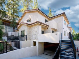 357 Harvey Dr #102, Glendale, CA 91206